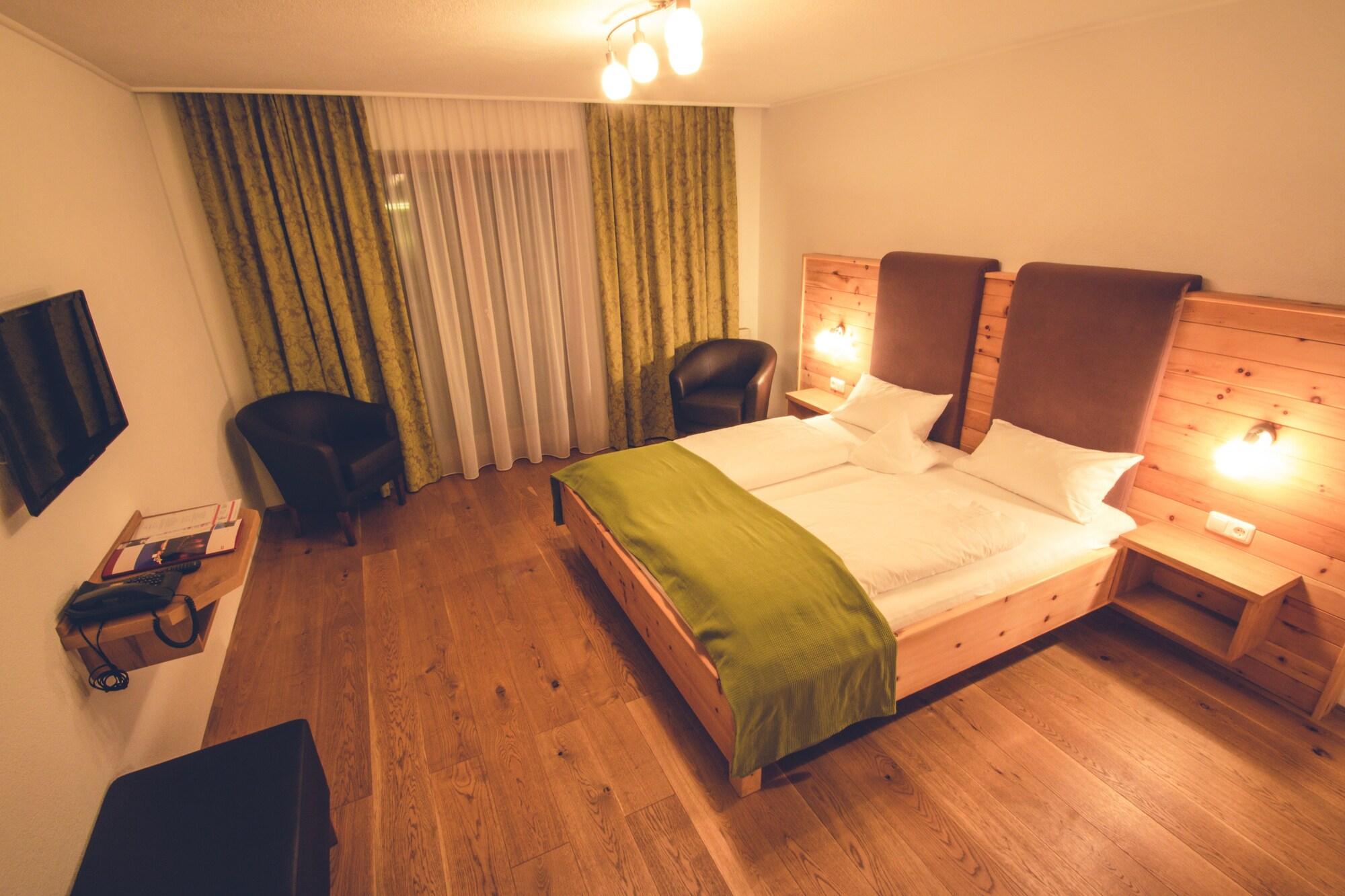 Hotel & Gasthaus Dresch Эрль Экстерьер фото